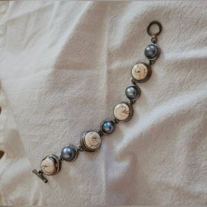 Braclet Sterling Silver .925 Moonstone and Howlite stones